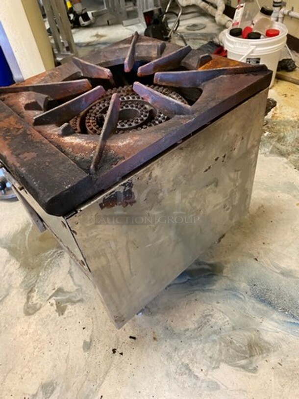 Royal Commercial Gas Powered Single Burner Stock Pot Range! Stainless Steel! On Legs! WORKING WHEN REMOVED! - Image 3 of 7