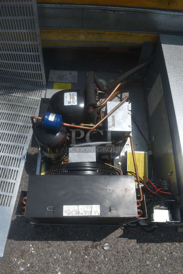 Norlake SELF CONTAINED 6'x6'x6' Walk In Cooler with Floor 208-230 Volt 1 Phase Pictures Show Unit In Place Before Removal. - Image 11 of 12