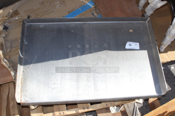 BRAND NEW SCRATCH & DENT! Assure Parts 35 7/8" x 27" x 4" Add-On 6 Burner Griddle Top. Out of Original Box.  - Image 2 of 3