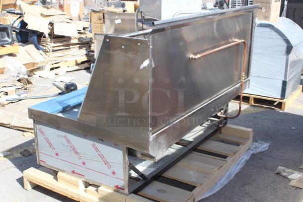 BRAND NEW scratch and dent! NO OBSERVABLE DAMAGE!! Town Y-2-SS-N York™ Two Chamber Natural Gas Wok Range with 13" Mandarin and 20" Cantonese Chamber - 191,000 BTU S/N: 250340. Chip in the metal.   - Image 5 of 12