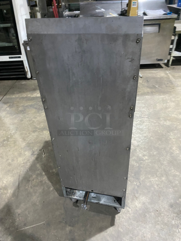Dean Commercial Natural Gas Powered Deep Fat Fryer! With Backsplash! All Stainless Steel! On Legs! Model: SR42GN SN: 1410MA0813 - Image 3 of 9