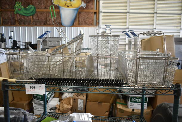 7 Various BRAND NEW Items Including Metal Fry Baskets. 7 Times Your Bid! - Image 1 of 6