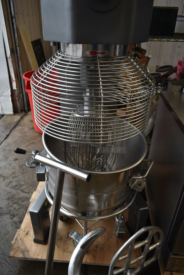 BRAND NEW SCRATCH AND DENT! Avantco 177MX60H Metal Commercial Floor Style 60 Quart Planetary Dough Mixer w/ Stainless Steel Mixing Bowl, Bowl Guard, Bowl Dolly, Dough Hook, Whisk and Paddle Attachments. 240 Volts, 3 Phase. - Image 5 of 11