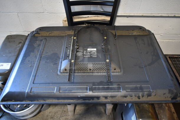 Insignia NS-43D420NA20 43" LED Television. 120 Volts, 1 Phase. Buyer Must Pick Up - We Will Not Ship This Item. Tested and Working! - Image 4 of 6