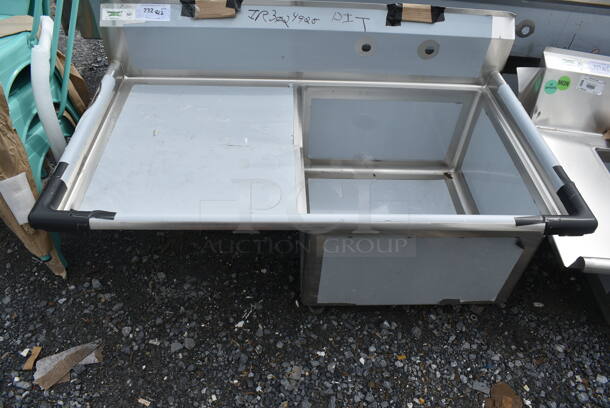 BRAND NEW SCRATCH AND DENT! Regency 600S1242424L 50 1/2" 16 Gauge Stainless Steel One Compartment Commercial Sink with Stainless Steel Legs, Cross Bracing, and 1 Drainboard - 24" x 24" x 14" Bowl. No Legs.  - Image 2 of 6