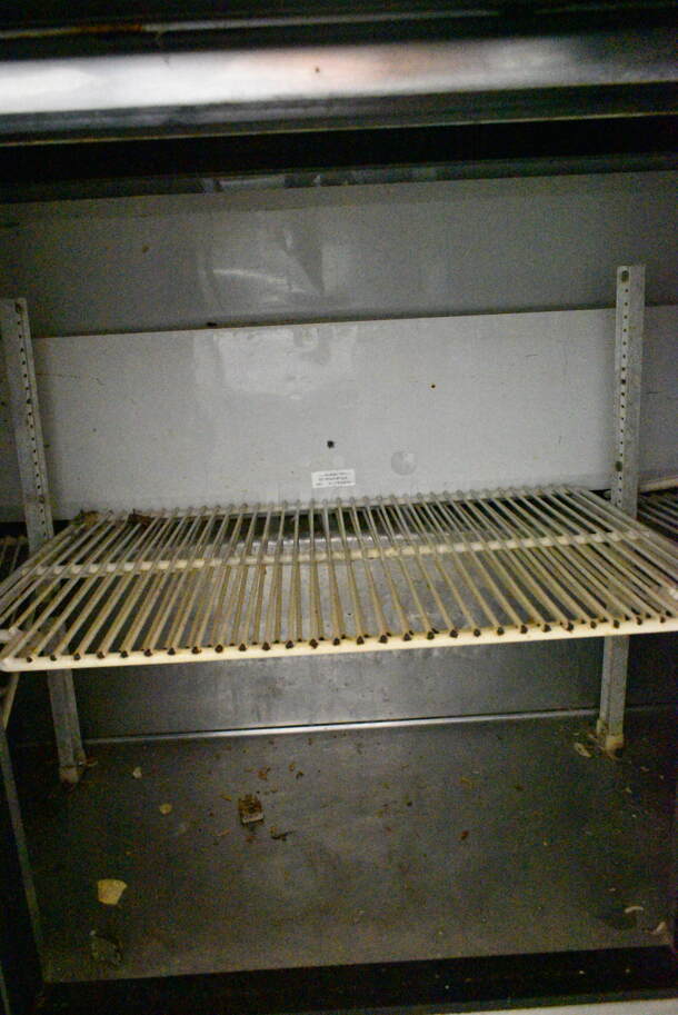 True Stainless Steel Commercial Sandwich Salad Prep Table Bain Marie Mega Top on Commercial Casters. 115 Volts, 1 Phase. Tested and Working! - Image 6 of 8