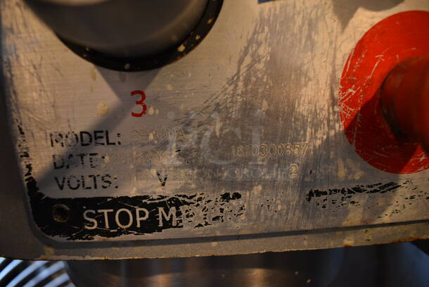 2016 Omcan SP300A Metal Commercial Floor Style 30 Quart Planetary Dough Mixer w/ Bowl Guard. 110 Volts, 1 Phase. 24x28x49. Cannot Test - Needs New Power Switch - Image 4 of 6
