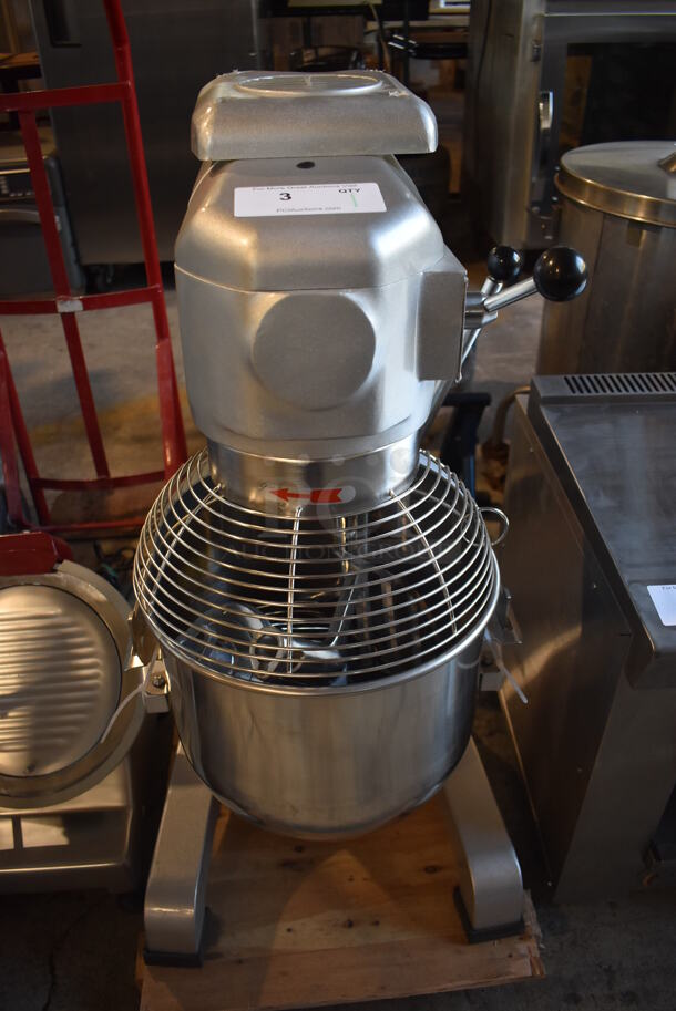 BRAND NEW SCRATCH AND DENT! Galaxy 177GMIX20 Metal Commercial Floor Style 20 Quart Planetary Dough Mixer w/ Stainless Steel Mixing Bowl, Bowl Guard, Dough Hook, Balloon Whisk and Paddle Attachments. Missing Fan Back Cover. 110 Volts, 1 Phase. 15x20x33. Tested and Working! - Image 2 of 11