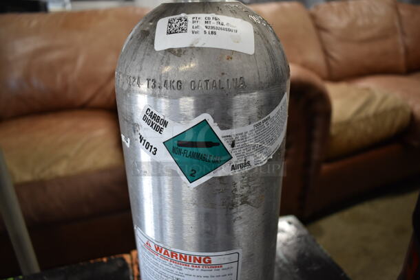 Carbon Dioxide Tank. Buyer Must Pick Up - We Will Not Ship This Item - Image 4 of 6
