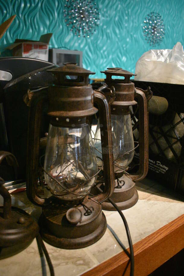 4 Brown Metal Lamps. 7x5.5x22. 4 Times Your Bid! (bar) - Image 3 of 4