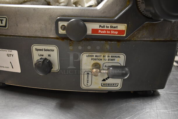 Hobart 2712 Stainless Steel Commercial Countertop Automatic Meat Slicer w/ Blade Sharpener. 115 Volts, 1 Phase. Tested and Working! (kitchen) - Image 9 of 9