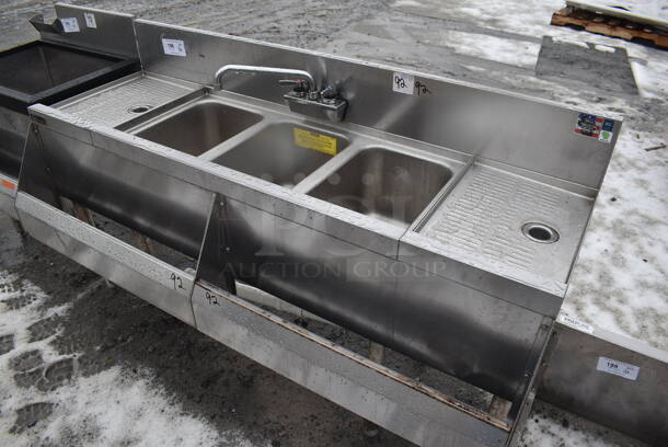 Perlick Stainless Steel 3 Bay Sink w/ Dual Drain Boards, Faucet, Handles and 2 Speedwells. 60x25x36 - Image 4 of 5