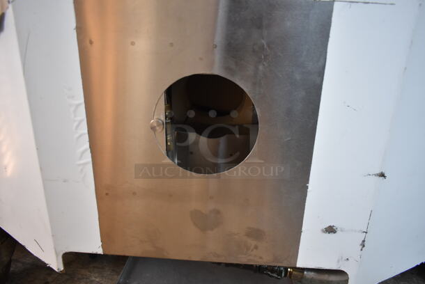 BRAND NEW SCRATCH AND DENT! Toastmaster TCT-1627 R Stainless Steel Commercial Floor Style Natural Gas Powered Tandoori / Tandoor Oven. 85,500 BTU. - Image 6 of 10