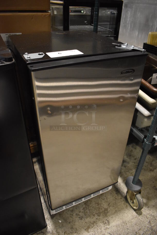 BRAND NEW SCRATCH AND DENT! KoolMore BIM75-BS Stainless Steel Commercial Self Contained Undercounter Ice Machine. 115 Volts, 1 Phase. 15x17.5x33 - Image 2 of 7