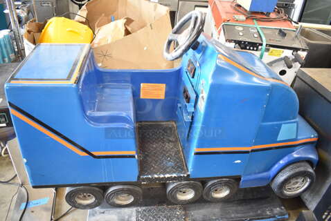 Metal Commercial Coin Operated Electric Powered Car Ride / Amusement Ride. Powers On But Needs To Be Serviced