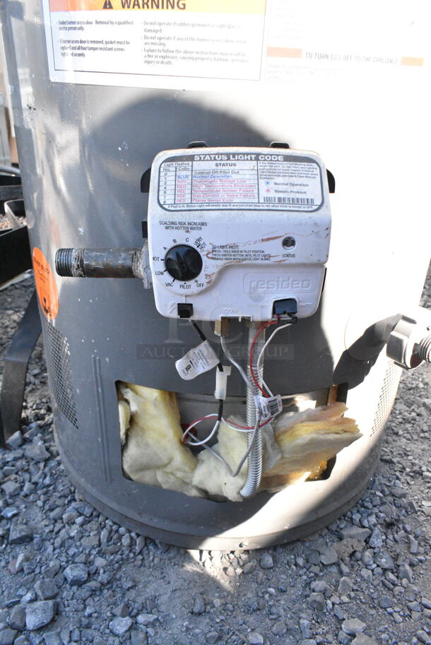 Rheem XG40T06EC36U1 Metal Natural Gas Powered Water Heater. 36,000 BTU.  - Image 2 of 5