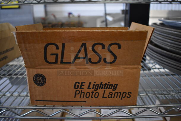 24 BRAND NEW IN BOX! GE EYB Projection Lamps. 82 V 360 W. 24 Times Your Bid! - Image 5 of 6