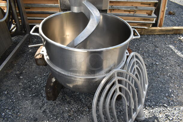 Hobart M-802 Metal Commercial Floor Style 80 Quart Planetary Dough Mixer w/ Stainless Steel Mixing Bowl, Dough Hook and 2 Paddle Attachments. 208 Volts, 3 Phase.  - Image 5 of 8