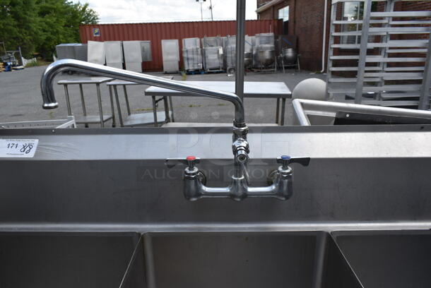 Stainless Steel Commercial 3 Bay Sink w/ Faucet, Handles, Spray Nozzle Attachment. Bays 18x18 - Image 4 of 10