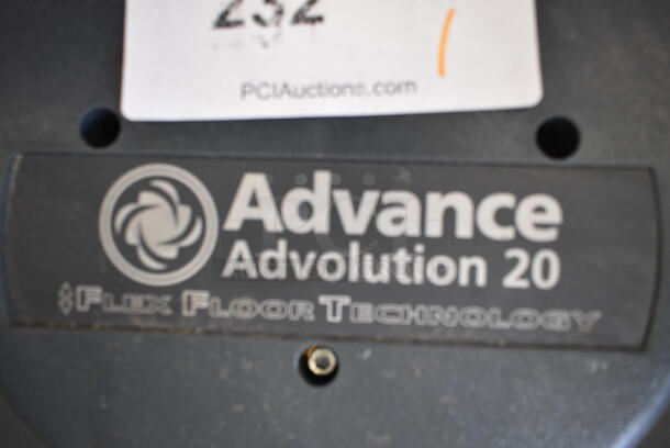 BRAND NEW SCRATCH AND DENT! Advance Advolution 20 01510A 20" Corded Electric Floor Burnisher - 1,500 RPM. Tested and Working! - Image 7 of 7