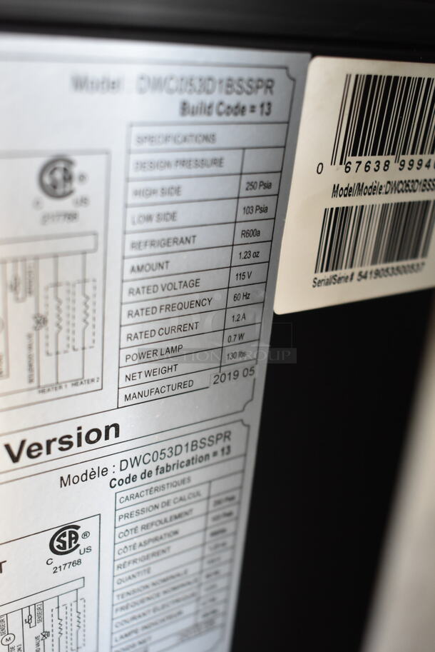 BRAND NEW SCRATCH AND DENT! Danby DWC053D1BSSPR Professional 51-Bottle Dual Zone Wine Cellar Cooler Merchandiser. 115 Volts, 1 Phase. Tested and Working! - Image 4 of 5