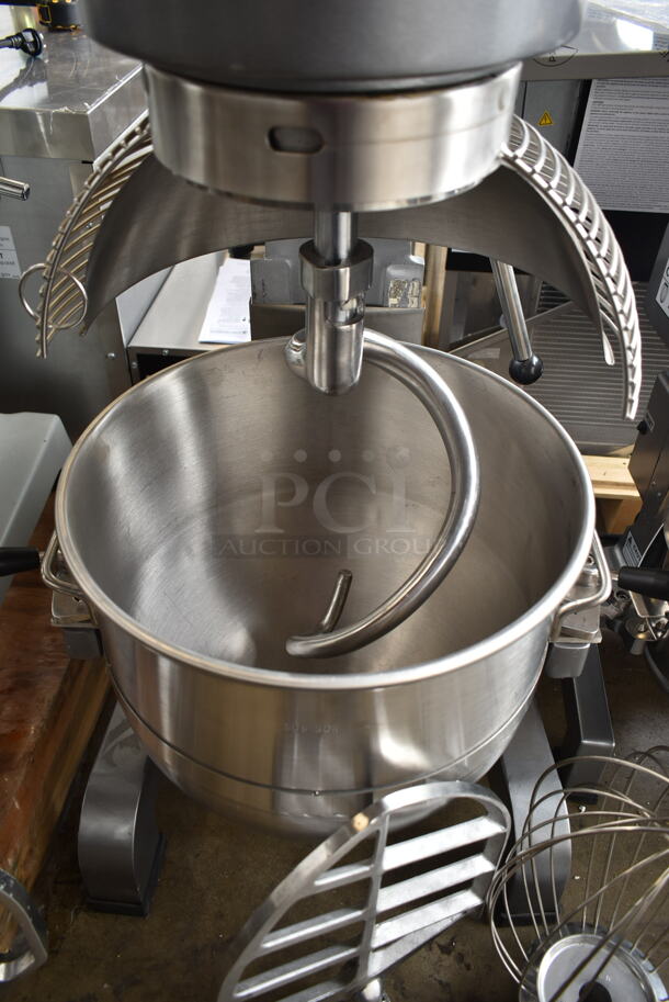 BRAND NEW SCRATCH AND DENT! Avantco 177MX40H Metal Commercial Floor Style 40 Quart Planetary Dough Mixer w/ Stainless Steel Mixing Bowl, Bowl Guard, Dough Hook, Paddle and Whisk Attachments. 240 Volts, 1 Phase.  - Image 8 of 11