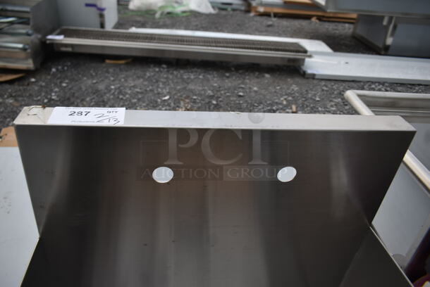 BRAND NEW SCRATCH AND DENT! Stainless Steel Commercial Single Bay Sink. - Image 4 of 5