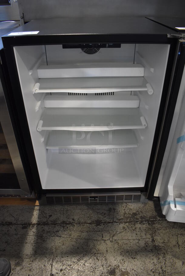 BRAND NEW! Danby Silhouette DAR055D1BSSPR Stainless Steel Beverage Cooler. 115 Volts, 1 Phase. 24x26x35. Tested and Working! - Image 6 of 11