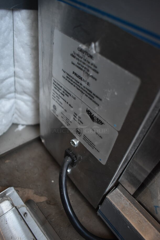 BRAND NEW SCRATCH AND DENT! Vollrath CGA 8008 40704 Stainless Steel Commercial Countertop Electric Powered 8 Bird Rotisserie Oven. Missing Door. 220 Volts, 1 Phase. - Image 6 of 6