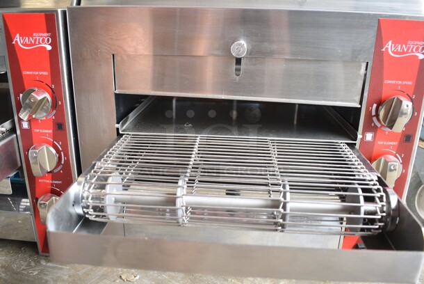 BRAND NEW SCRATCH AND DENT! Avantco 177CNVYOV10B Stainless Steel Commercial Countertop Conveyor Oven. 208 Volts, 1 Phase.  - Image 5 of 6