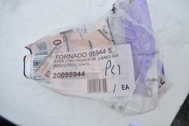 BRAND NEW SCRATCH AND DENT! Tornado 20095944 95944 55 Gallon Drum for Jumbo Air Industrial Vacuums - Image 6 of 6