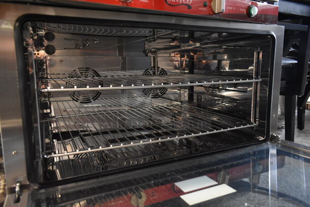 BRAND NEW SCRATCH AND DENT! Avantco 177CO46M Stainless Steel Commercial Countertop Full Size Convection Oven w/ View Through Door, Thermostatic Controls and Steam Injection. 4.4 cu ft. 208/240 Volts, 1 Phase. - Image 6 of 7
