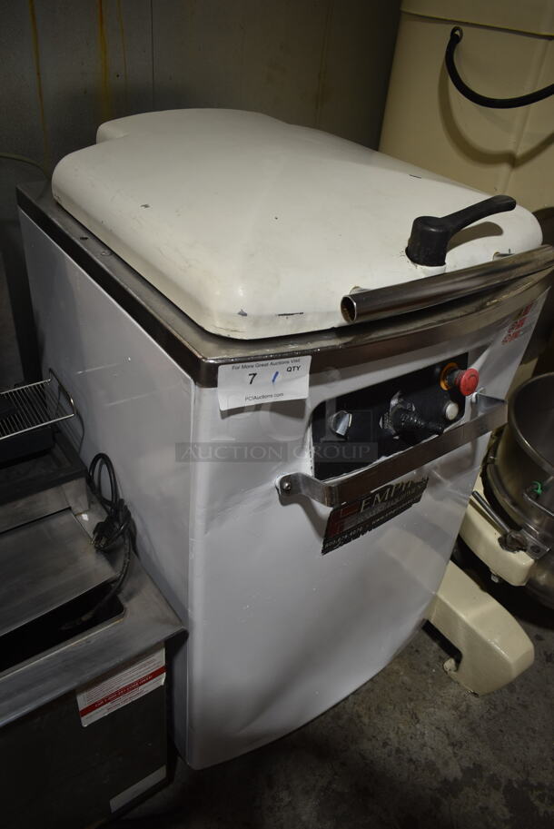 JAC SQ SA 30 Metal Commercial Floor Style Electric Powered Dough Divider. 230 Volts, 3 Phase.  - Image 2 of 5