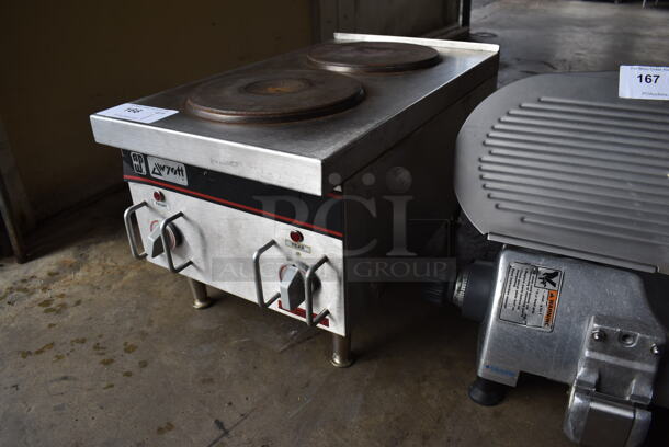 APW Wyott Stainless Steel Commercial Countertop Electric Powered 2 Burner Hot Plate Range. 208 Volts, 1 Phase. 14x24x14 - Image 4 of 6