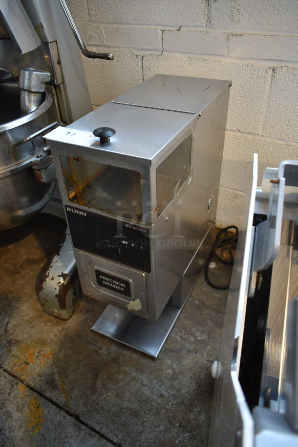 Bunn G9 HD Stainless Steel Commercial Countertop Coffee Bean Grinder. 120 Volts, 1 Phase. Tested and Working! - Image 3 of 8
