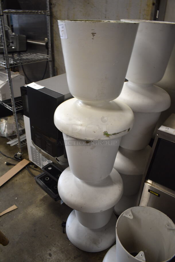 7 White Round End Tables / Display Pedestals. 7 Times Your Bid! - Image 4 of 6