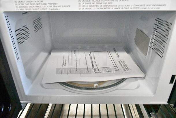 West Bend WBMW92B Countertop Microwave Oven w/ Plate. 120 Volts, 1 Phase.  - Image 5 of 8