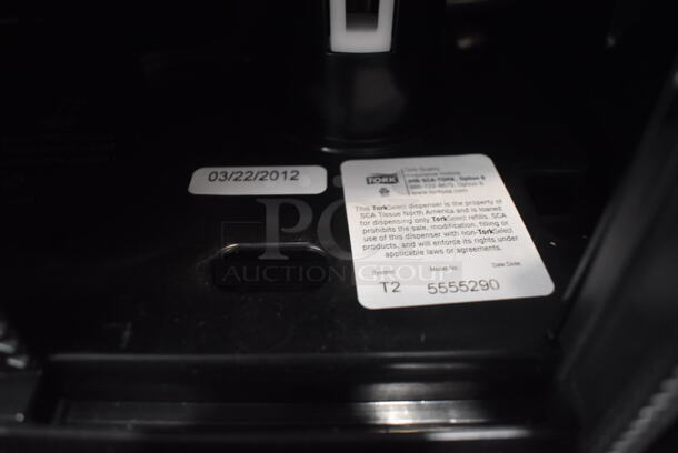 NEW Tork Black Poly Wall Mount Toilet Paper Dispenser. - Image 4 of 4