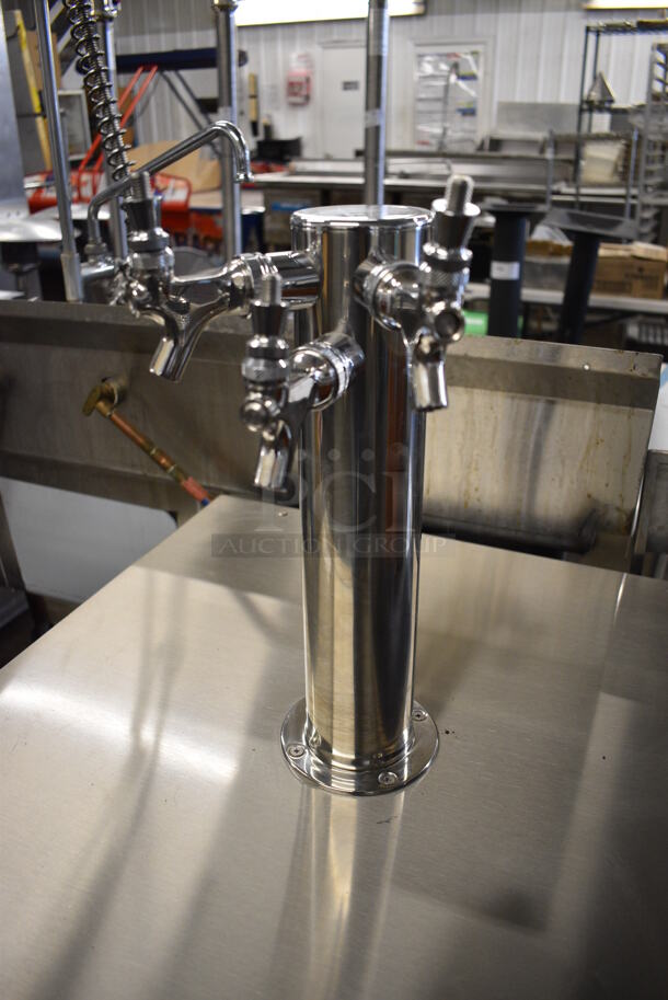 Edgestar Model BR7001SS Stainless Steel Commercial Direct Draw Kegerator w/ 3 Tap Beer Tower, Drip Tray, Tank and 3 Couplers. 115 Volts, 1 Phase. 24x26x50. Tested and Working! - Image 4 of 7