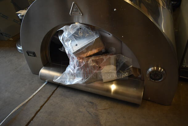 BRAND NEW SCRATCH AND DENT! Backyard Pro 554OPO40CW 31 3/4" Stainless Steel Wood-Fired Outdoor Countertop Pizza Oven.  - Image 5 of 6