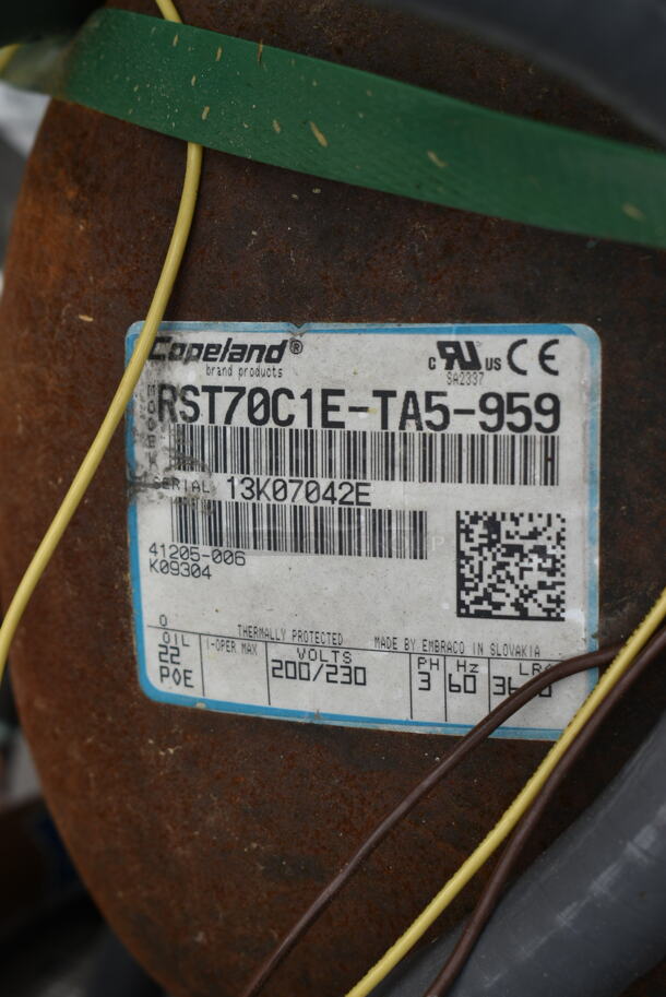 PALLET LOT OF 4 Items; Rusell AA28-106B-DE 208-5230 Volt, 1 Phase Evaporator Fan, Copeland RST70C1E-TA5-959 208/230 Volts 1 Phase Compressor and Tecumseh AV195ET-037-J7 208-230 Volt, 1 Phase Compressor. 4 Times Your Bid! - Image 8 of 9
