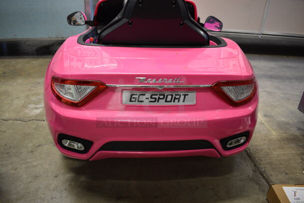 Pink Poly Electric Powered Single Seat Maserati Car. 28x48x18. Tested and Working! - Image 9 of 12