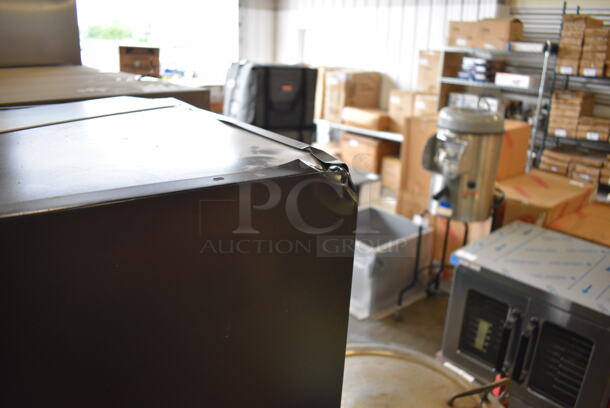 BRAND NEW SCRATCH AND DENT! KoolMore Model MDR-9CP Metal Commercial Single Door Reach In Cooler Merchandiser w/ Poly Coated Racks. 115 Volts, 1 Phase. 21x21x69. Tested and Working! - Image 8 of 8
