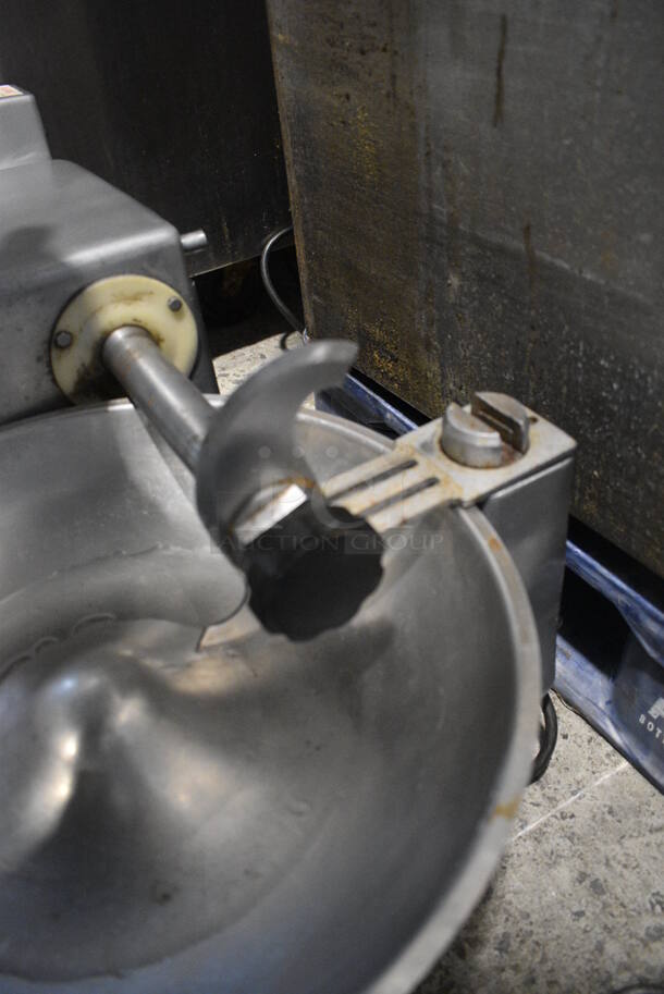 Hobart Model 84145 Metal Commercial Countertop Buffalo Chopper w/ S Blade. 200 Volts, 1 Phase. 32x17x17 - Image 4 of 7