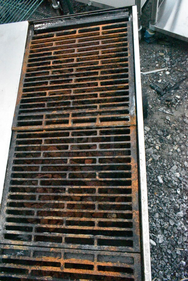 Lazy Man A Metal Commercial Propane Gas Powered Charbroiler Grill on Commercial Casters. 18,000 BTU.  - Image 5 of 7