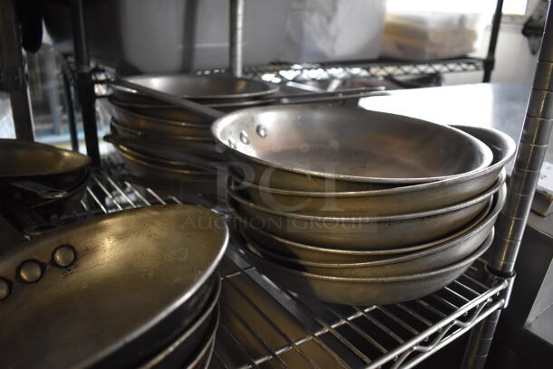ALL ONE MONEY! Tier Lot of Various Metal Skillets - Image 9 of 10