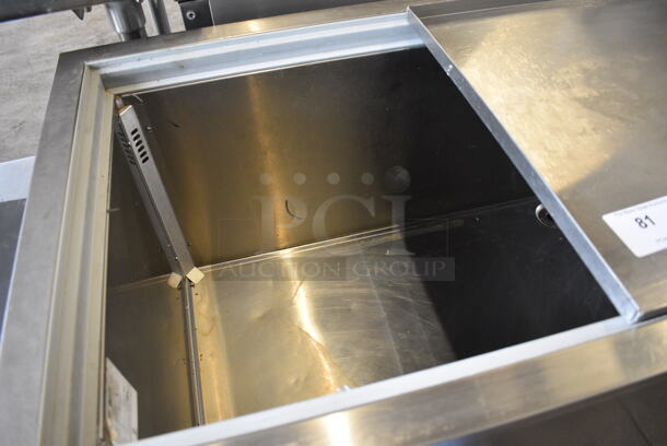 Silver King Model SKMWF44/C3 Stainless Steel Commercial Chest Freezer w/ Sliding Lids on Commercial Casters. 115 Volts, 1 Phase. 44x23.5x34. Tested and Powers On But Does Not Get Cold - Image 5 of 6