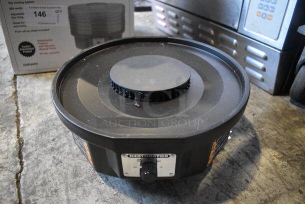 BRAND NEW SCRATCH AND DENT! Waring Pro Model DHR30 Countertop Dehydrator. 120 Volts, 1 Phase. 12x14x11 - Image 6 of 7