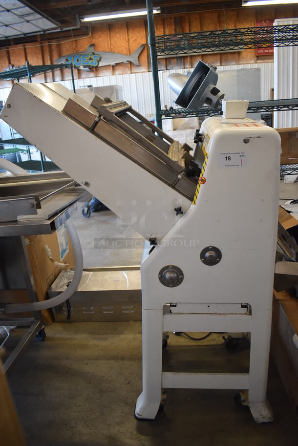 Oliver 797-32NC Metal Commercial Floor Style Bread Loaf Slicer on Commercial Casters. 115 Volts, 1 Phase. 43x22x57. Tested and Working! - Image 2 of 9