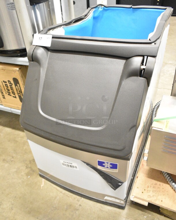 BRAND NEW SCRATCH AND DENT! Manitowoc D320 Stainless Steel Ice Storage Bin - 264 lb. - Image 3 of 10